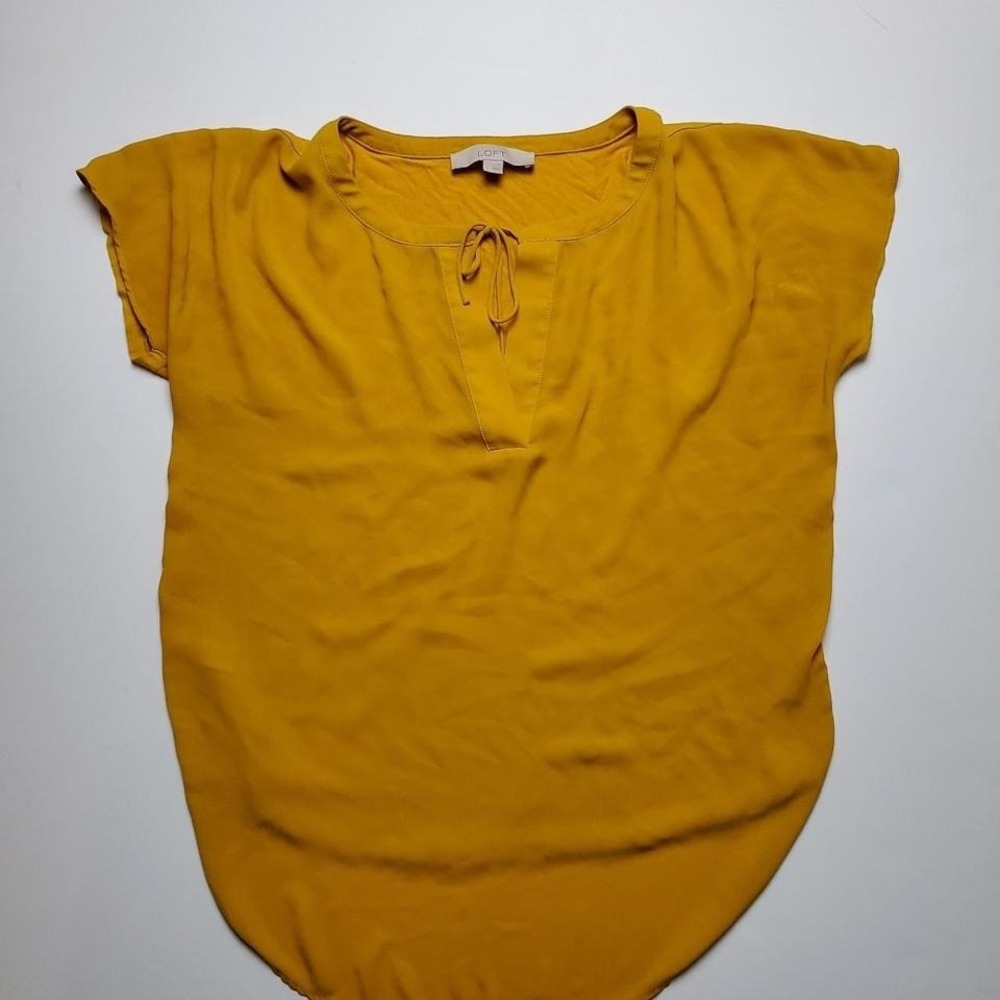 Loft Bright Yellow Top Sleeveless‎ Tee Casual Office Size Small